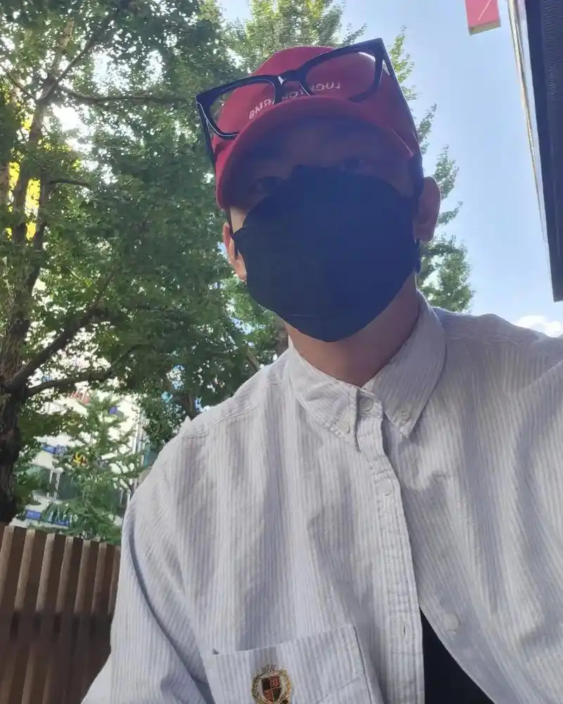 徐仁国 211006徐仁国ins更新/ 今日幸福值已充满  - 抖音