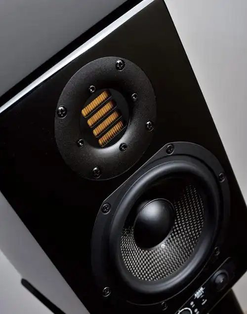 hifi入门的新选择德国亚当adamartist5有源音箱