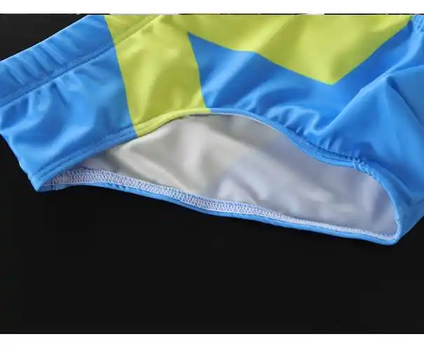 三角泳裤男士泳裤男低腰防水泳裤三角裤男欧美青年印花沙滩裤三白色m