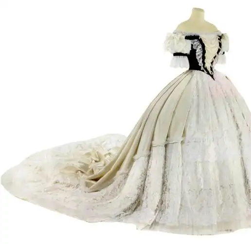 伊丽莎白皇后在婚礼前夕的舞会上穿的礼服(复制品),霍夫堡藏茜茜公主