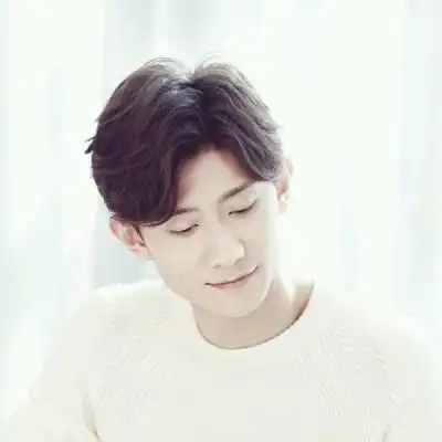 张一山头像图片大全最新高清张一山图片大全最帅