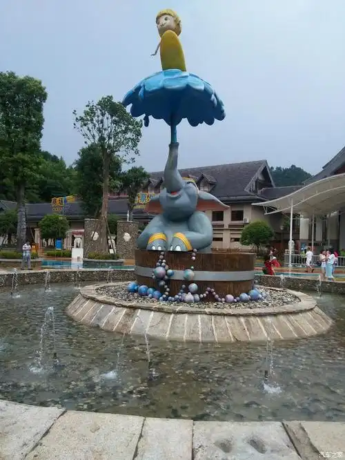 今天天气不错宜春天沐水上乐园一游