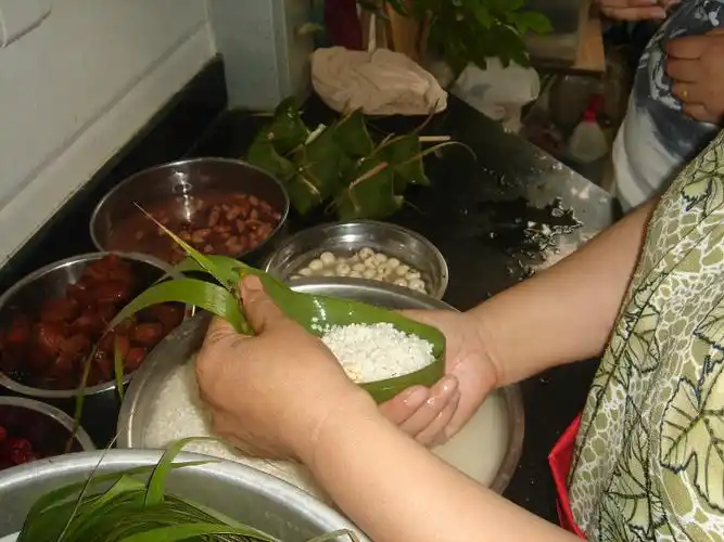 提前包粽子 - 真人 - 真人