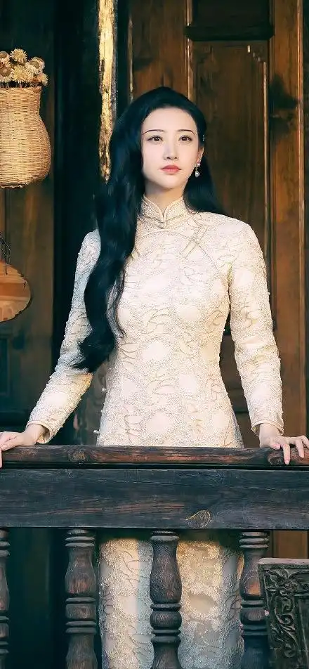 景甜《司藤》旗袍装扮唯美剧照(4) - .