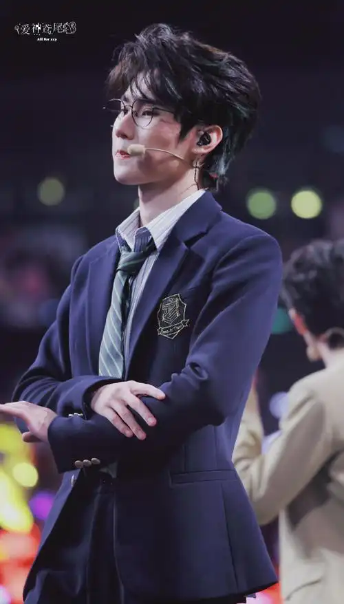 张真源奔跑吧##时代少年团叁重楼暨出道四周年演唱会