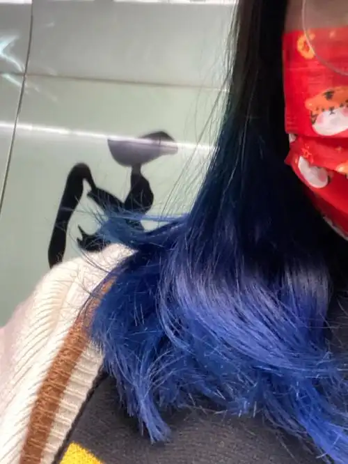 我的半截蓝色染发and褪色过程