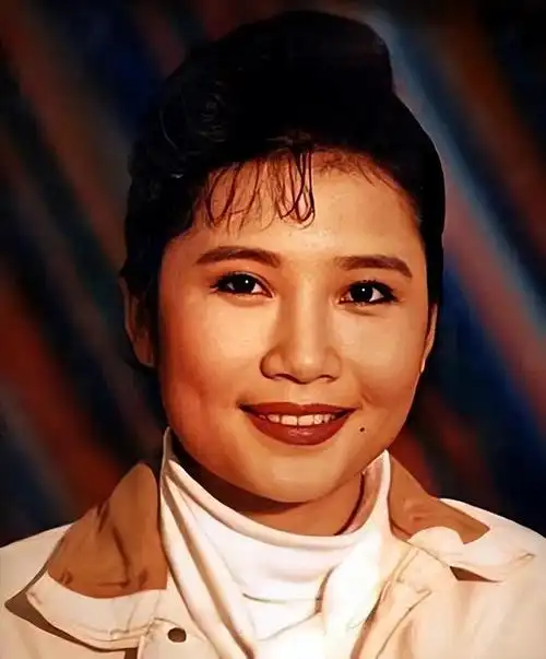 王菲进不了前五徐小凤排第二十大殿堂级女歌手究竟谁是第一