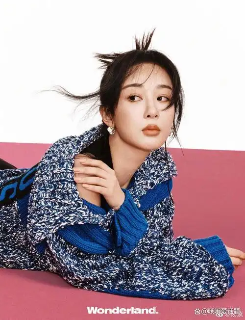 杨紫新造型抢镜:时尚蜕变,依旧美丽,演技日渐成熟