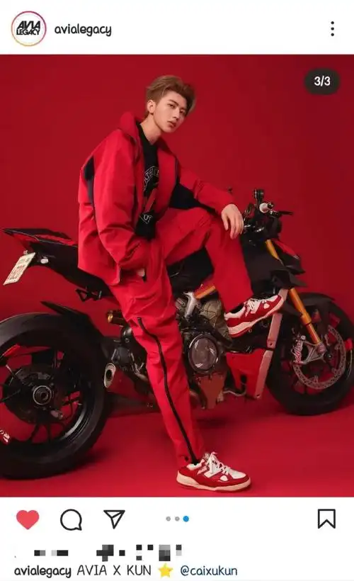 蔡徐坤avia全球品牌代言人