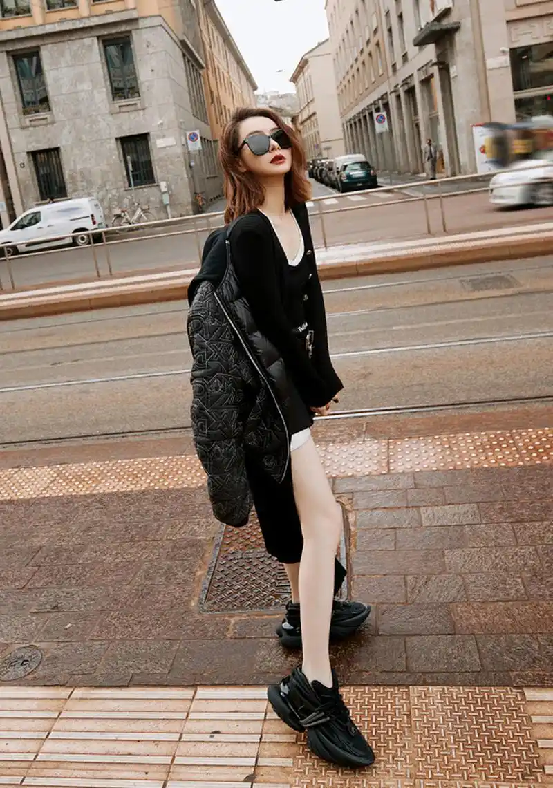 戚薇的魅力街拍