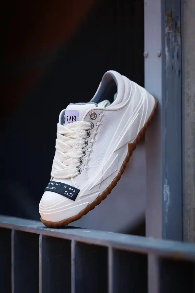 明星同款,vtvn流星帆布鞋,真的太酷啦.vtvn家的帆布鞋 - 抖音