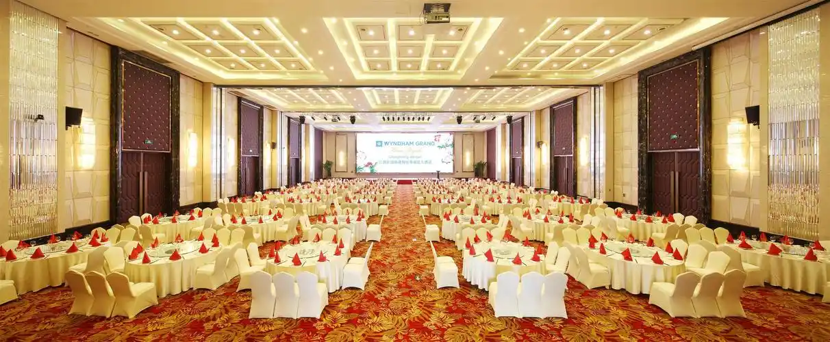 高级双床房至尊商务套房酒店大堂江阴长晟温德姆至尊豪廷大酒店,属于