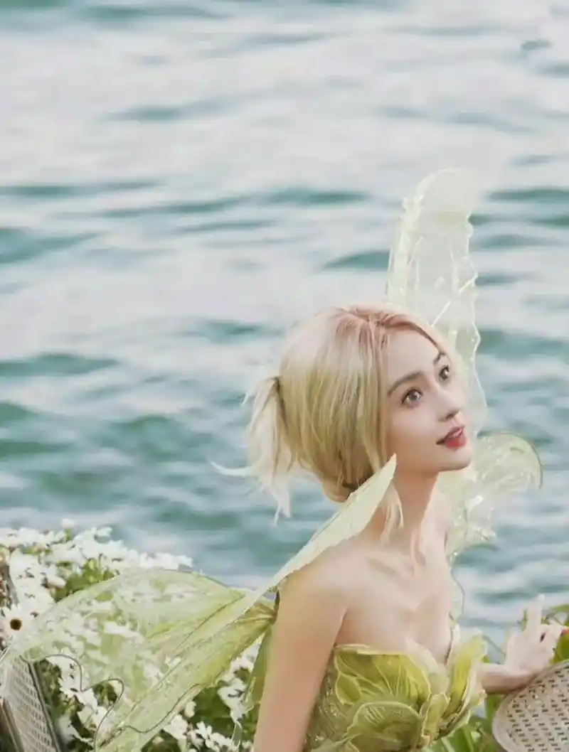 杨颖angelababy #最美不过镜中人 #明星壁纸图片 - 抖音