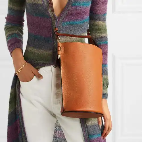 【包邮包税】loewe/罗意威 经典款gate 女士焦糖色小牛皮单肩水桶包