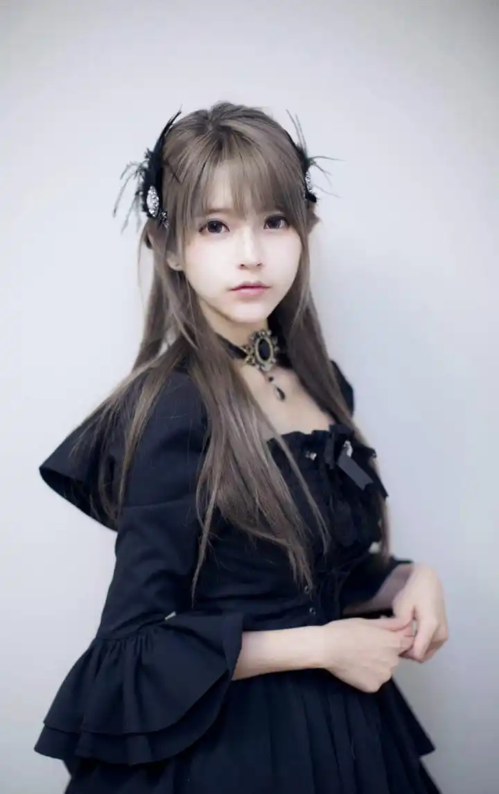 逆天颜值妹子yurisa福利