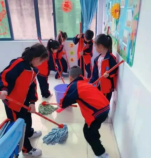 【朝盛学校】帮助别人快乐自己