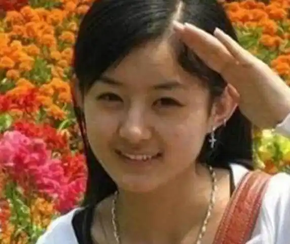 赵丽颖的素颜照,网友:我真的hold不住了!_家庭_化妆_农村