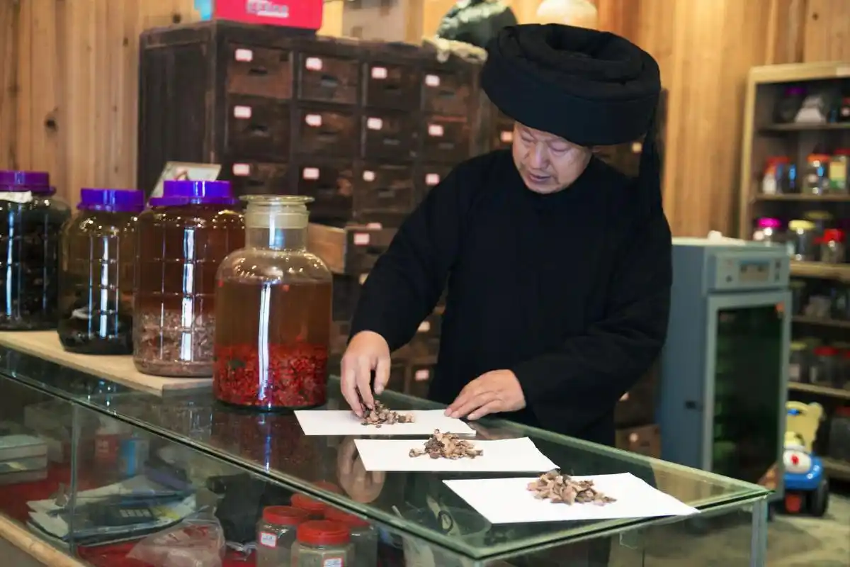 用美丽回答一切 看西江知天下苗寨