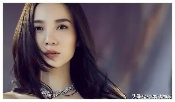 深扒宋佳的风流史,才知道44岁的她,为何无人敢娶