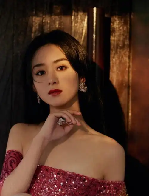 赵丽颖流光缤纷亮片长裙##星光大赏