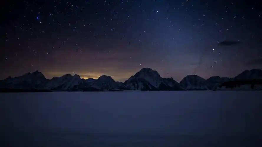 96 mb时间2022-01-21积分100积分格式heic尺寸5120x2880(5k)动态壁纸