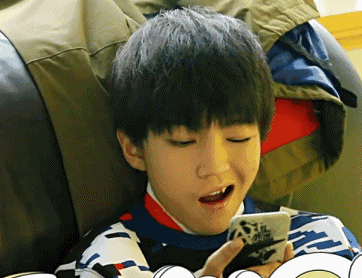 tfboys帅气whatgif动图_动态图_表情包下载_soogif