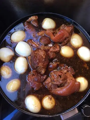 2020年5月17日.炖肘子