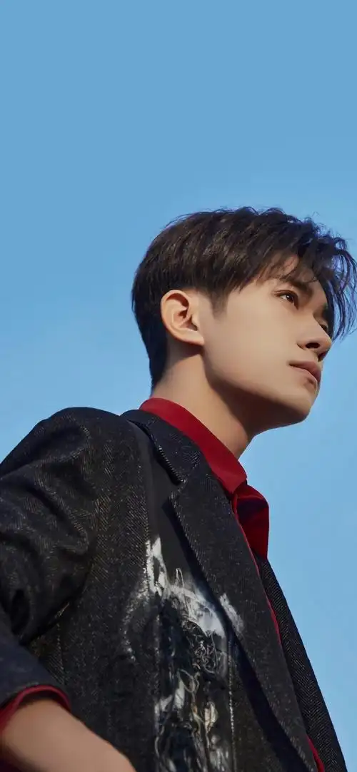 时间:2021-01-18浏览:(393)标签:易烊千玺格式:jpg热门壁纸标签郭禹晗