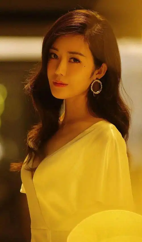 山水芙蓉汤晶媚