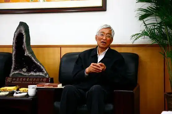 2011年4月19日录制省政协原秘书长,三农专家吴镕口述史2011年征集上海