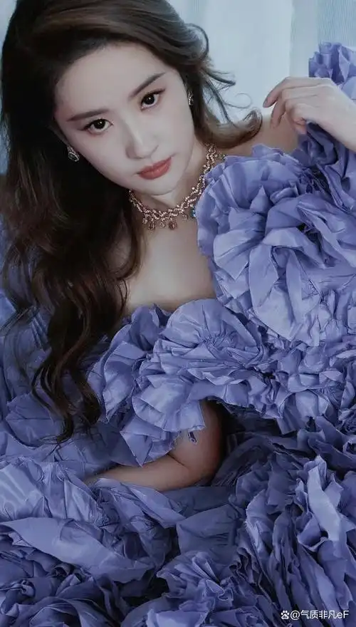 绝世美人刘亦菲!