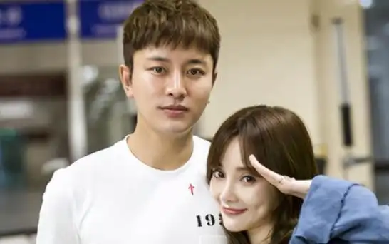 贾乃亮为甜馨庆生,父爱满满:这才是夫妻离婚后最正确的相处方式