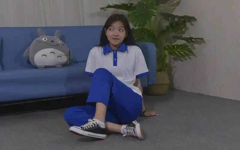 小可爱帆布鞋白棉袜搭配展示