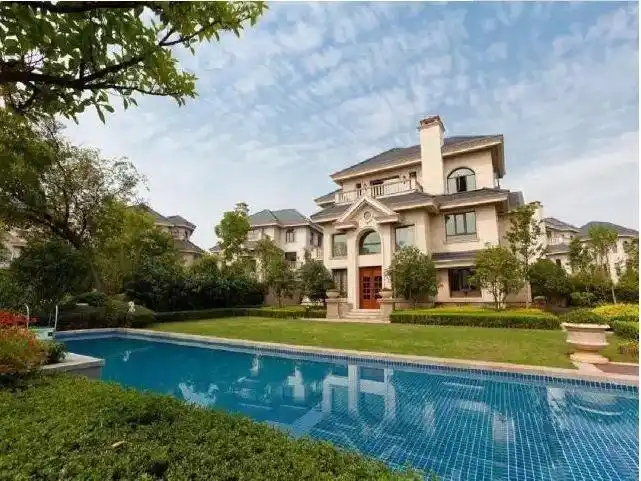 武汉最贵的14样东西,贫穷限制了我的想象力