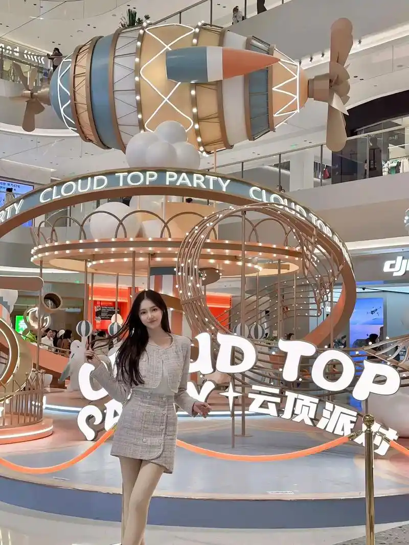 沈阳新开的7515三台子万象汇97人山人海.