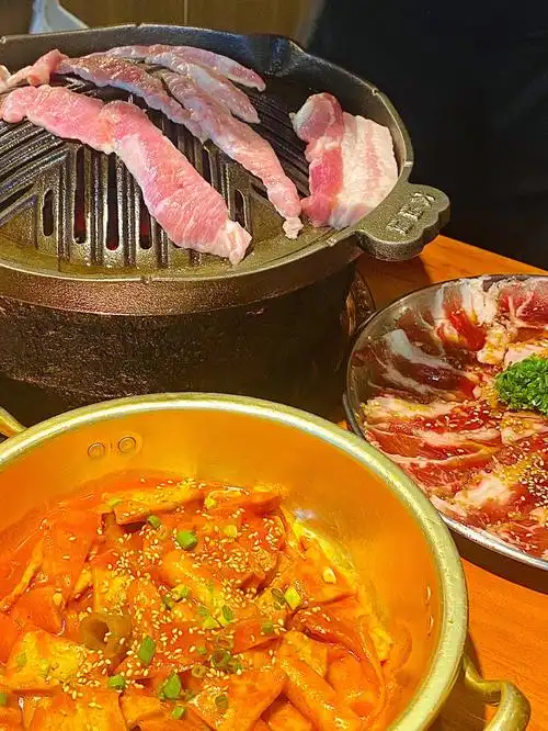 韩剧照进现实09济南人均几十的烤肉店绝啦