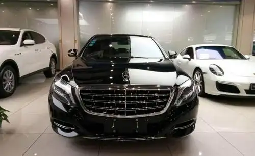 奔驰 迈巴赫s级 s400 4matic 3.0t黑色手自一体