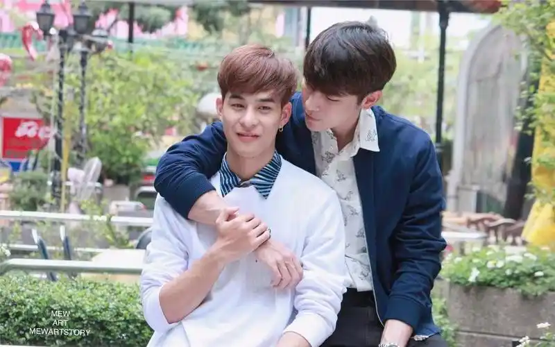 special & behind the scene _ what the duck