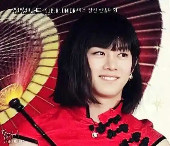 最后提名金希澈女装 希希卡