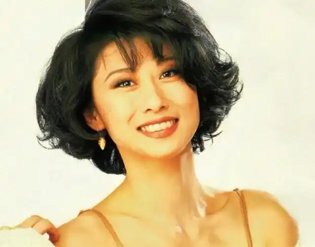 叶倩文错过费翔后去抢闺蜜的老公如今62岁无儿无女已经白头