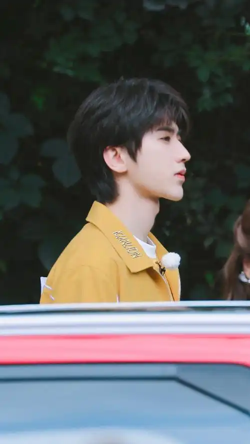 蔡小葵0715跑男录制