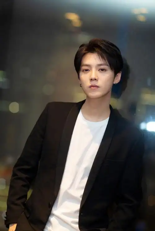 男明星图片当红男明星时尚帅气图片你们的老公来啦