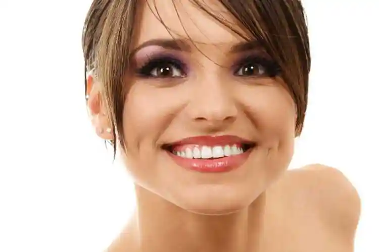 带着花微笑的女人香水香水素材-高清图片-摄影照片-寻图免费打包下载