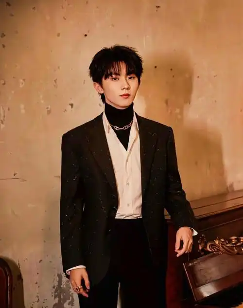 马嘉祺最新舞台照片-时代少年团的经历与故事-话本小说网