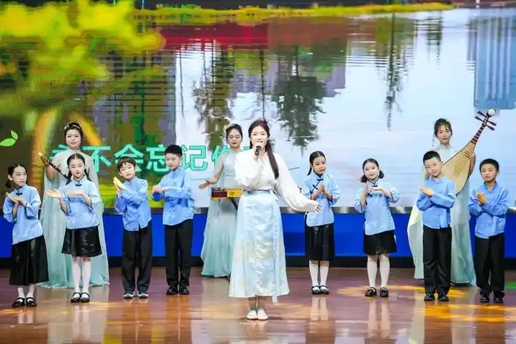 引领阅读风尚 涵养书香雨花 长沙市第三届"花粉节"开幕啦!