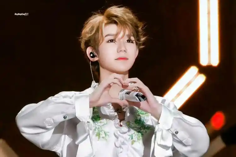 十周年.#tfboys 好感慨啊  在盛夏相遇 在盛夏告别  - 抖音