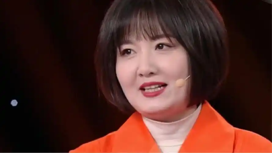 蒋小涵跟姥姥长大,想起姥姥就是年味,对隔辈的想念就是家的味道