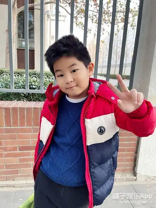 还记得沙溢儿子安吉吗他现在长这样