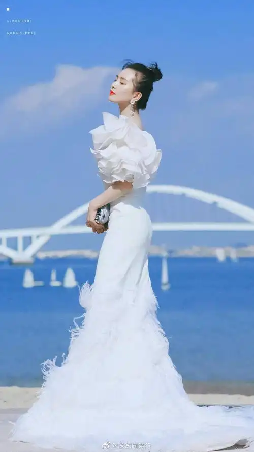 刘诗诗云想衣裳花想容刘诗诗礼服欣赏更新中78lss78lss78一姐