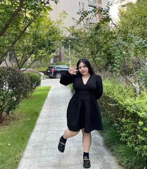 155 140斤|是胖胖 是一个喜欢穿裙子的胖子